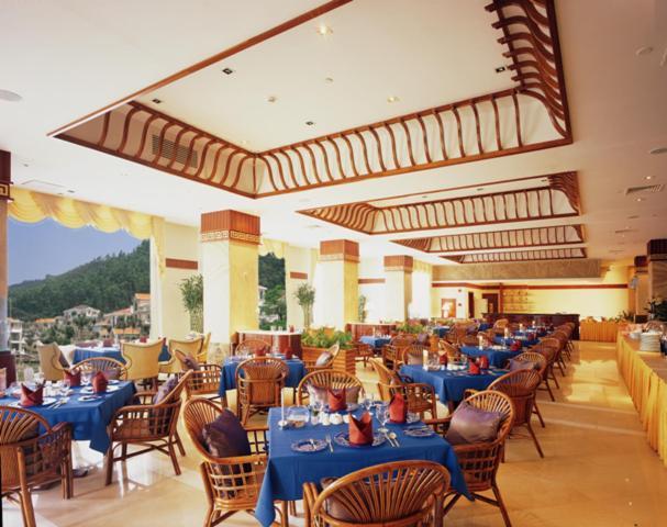Phoenix Hotel Wuyi Цзянминь Екстер'єр фото