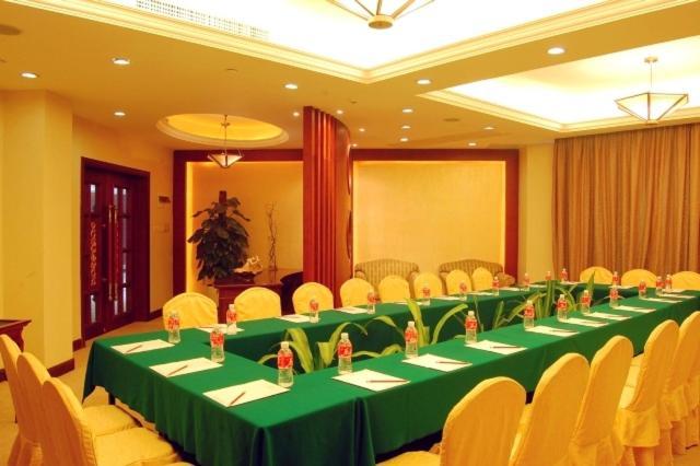 Phoenix Hotel Wuyi Цзянминь Екстер'єр фото