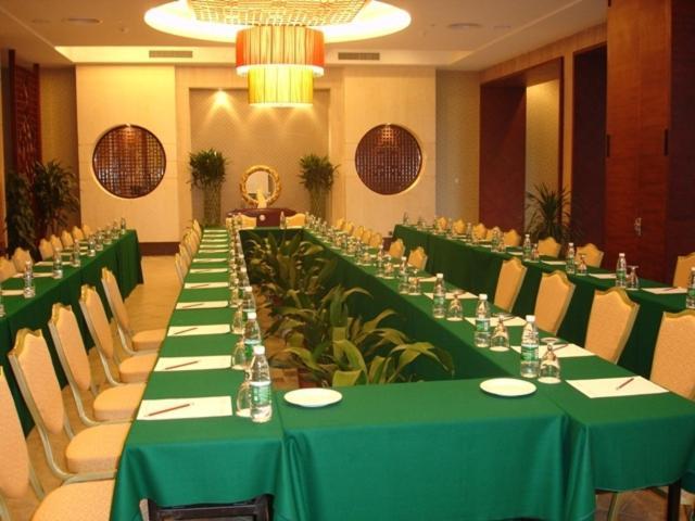 Phoenix Hotel Wuyi Цзянминь Екстер'єр фото