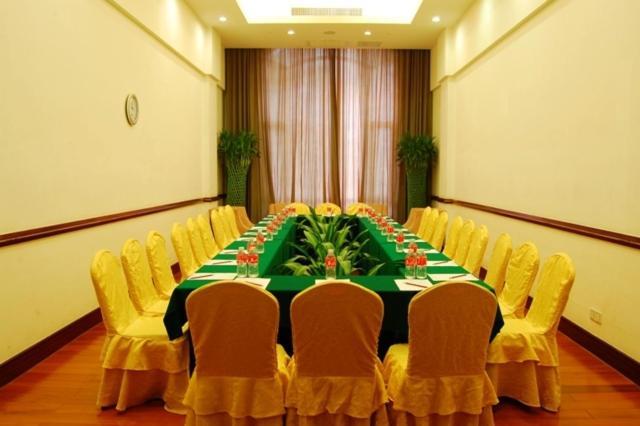 Phoenix Hotel Wuyi Цзянминь Екстер'єр фото