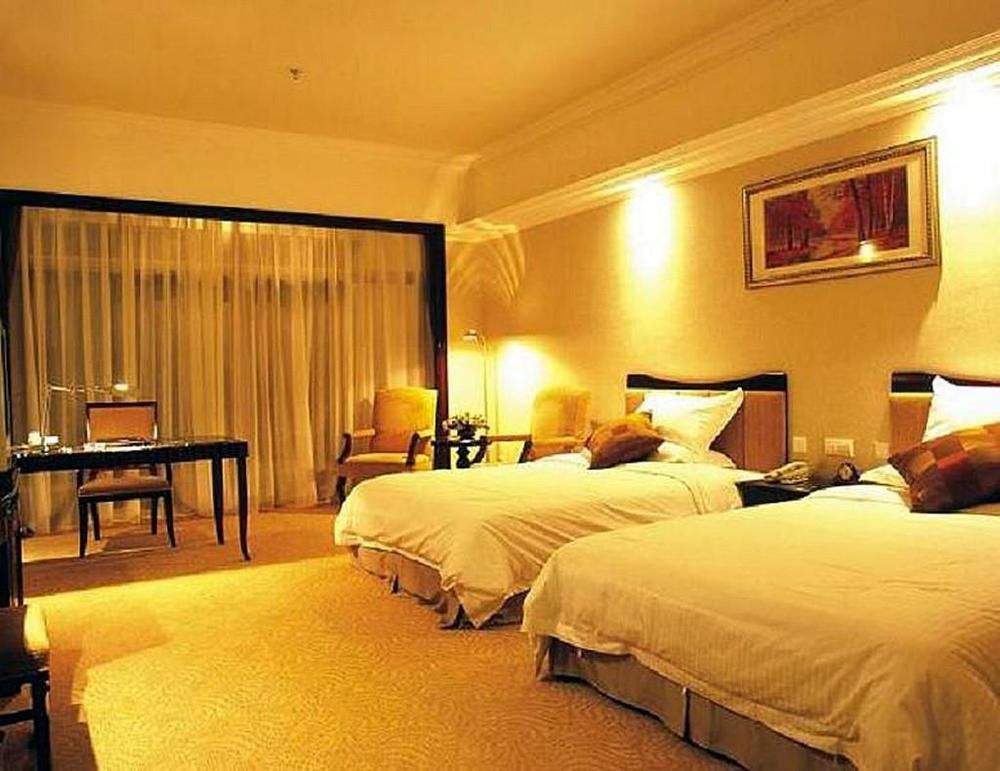 Phoenix Hotel Wuyi Цзянминь Екстер'єр фото