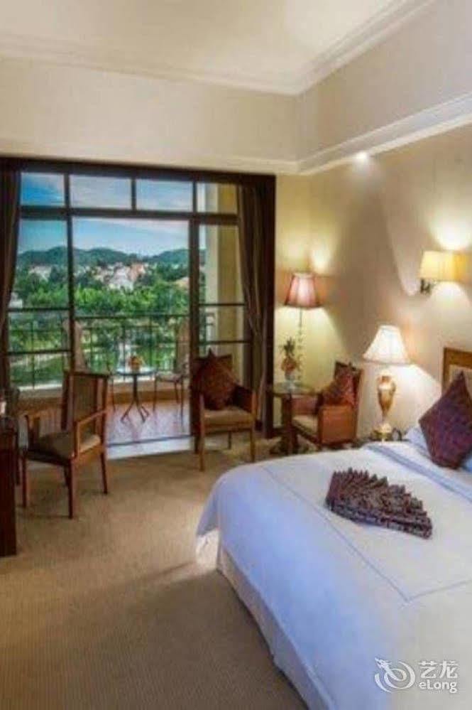 Phoenix Hotel Wuyi Цзянминь Екстер'єр фото
